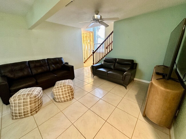 Photo - 905 Nettles Blvd Unit SI ID1538695P