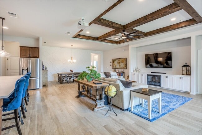 Photo - 8313 Silhouette St