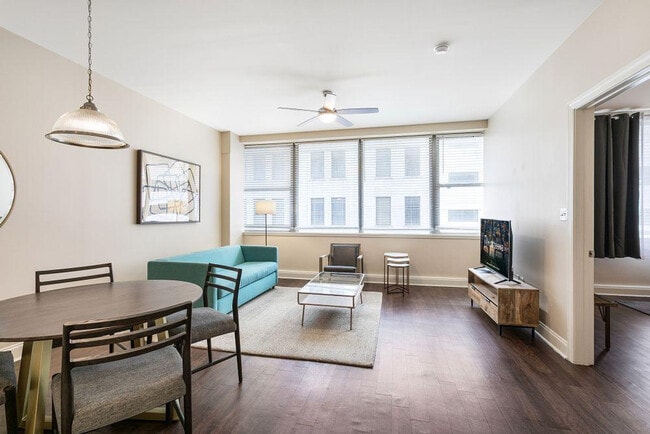 Building Photo - 925 Common St Unit ID1266933P