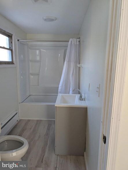 Photo - 101 S 2nd St