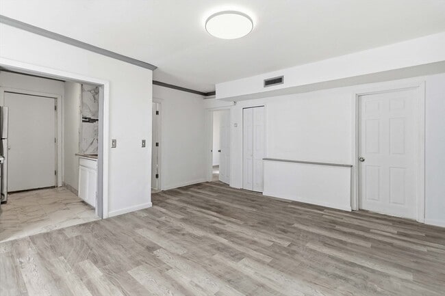 Photo - 43 Orient St Unit 1