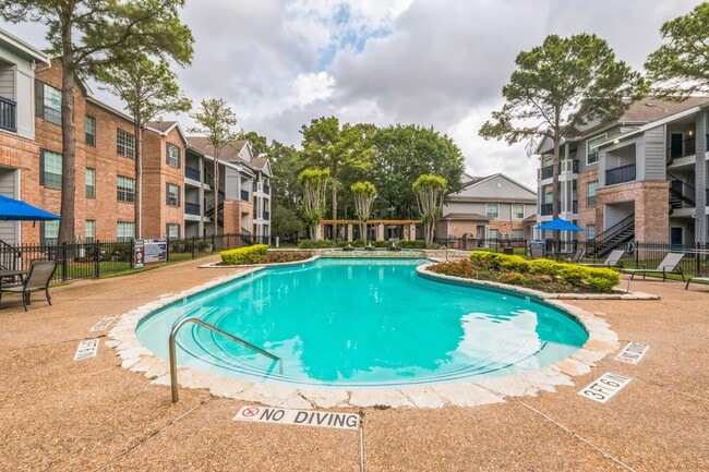 Photo - Lexington Apartments