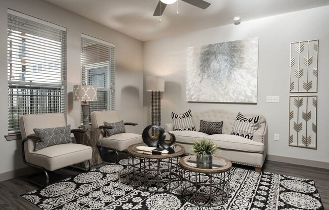 Building Photo - 24151 Bella Dolce Ln Unit 417