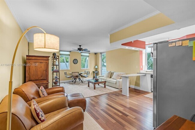 Photo - 1532 Drexel Ave Unit 303