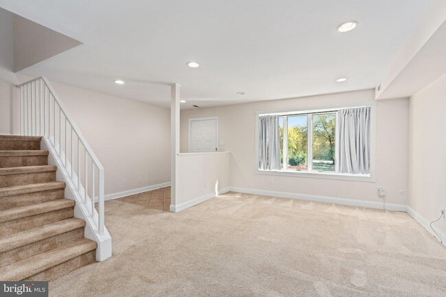 Photo - 3491 Coventry Pl