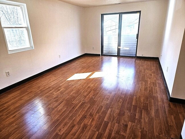 Photo - 75 Scotch Pond Pl Unit 32