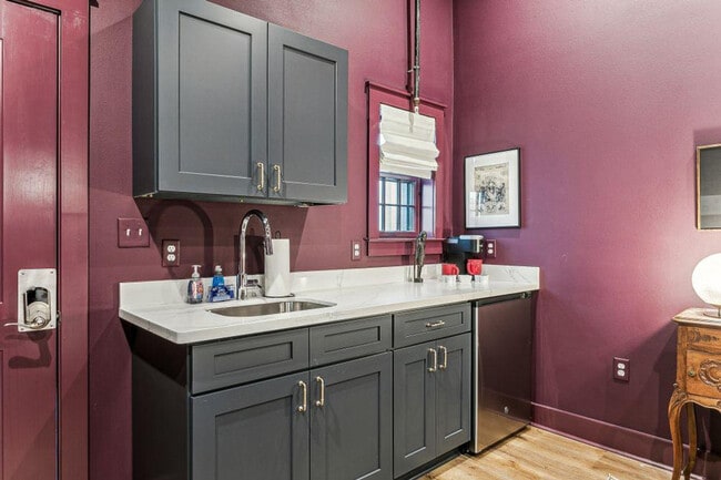 Photo - 1738 N Rampart St Unit ID1369011P