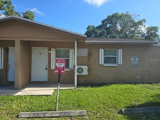 Building Photo - 1306 E 137th Ave Unit B