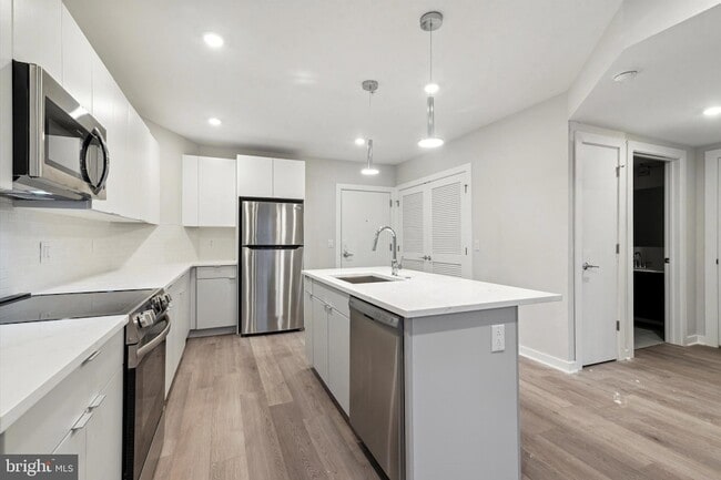 Photo - 3449 Scotts Ln Unit B303