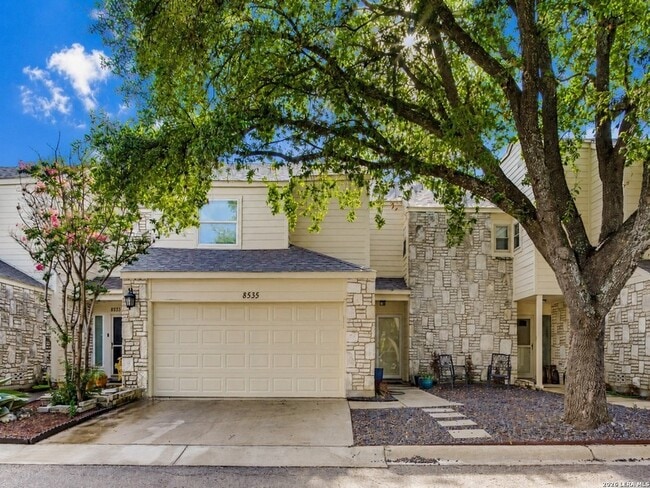 Building Photo - 8535 Echo Creek Ln