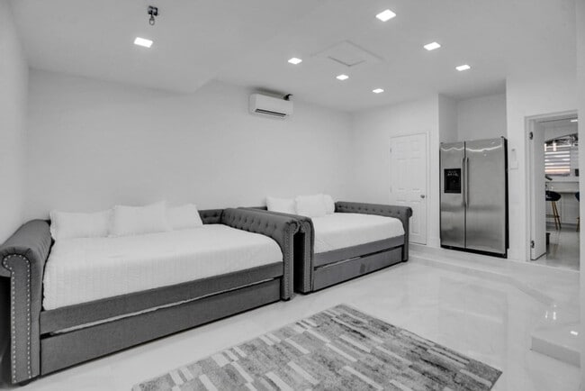 Photo - 3824 SW 49th Pl Unit SI ID1255736P