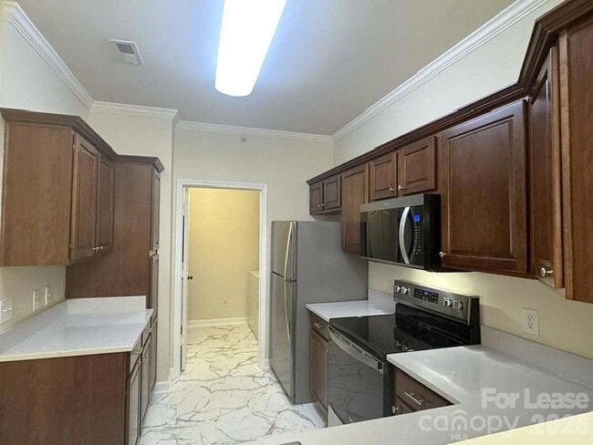 Photo - 16412 Redstone Mountain Ln Unit 16412