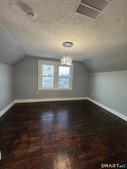 Photo - 10 Lester St