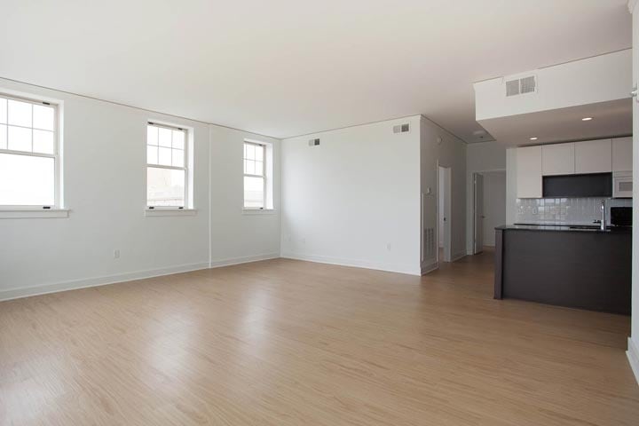 Floor Plan - amb2T06a