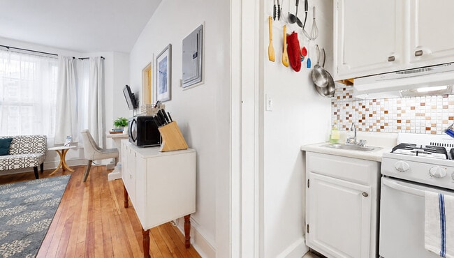 Photo - 1253 Beacon St Unit SI FL1-ID1237986P