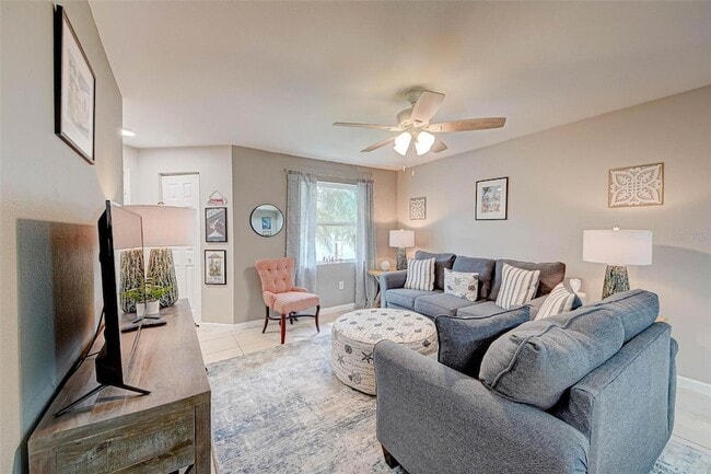 Photo - 3038 Parkway Blvd Unit 305
