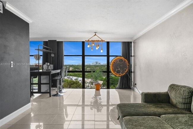 Photo - 1000 Parkview Dr Unit 1025