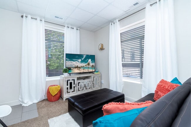 Building Photo - 676 Markea Ave Unit SI ID1071590P