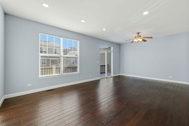 Photo - 218 Goldenrod Dr