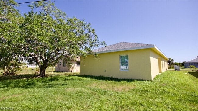 Photo - 3433 Jeffcott St