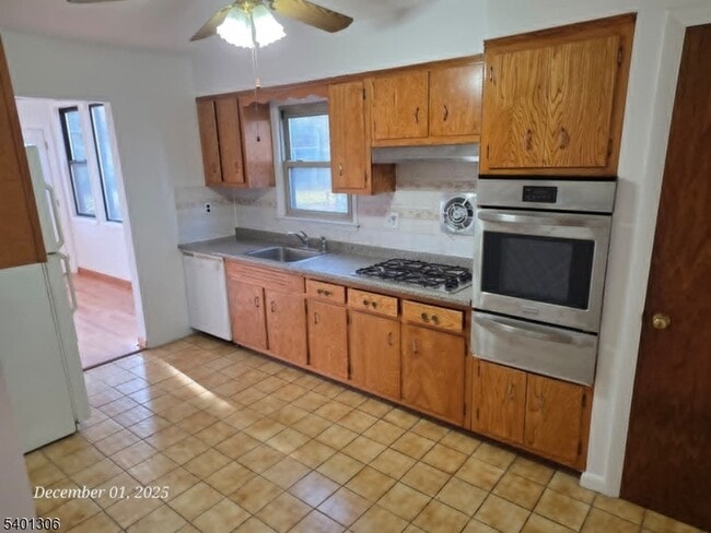 Photo - 174 Highland Cross