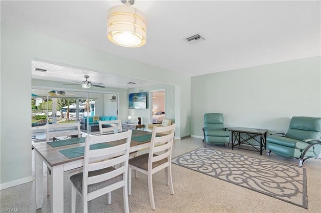 Photo - 1589 Osprey Ave