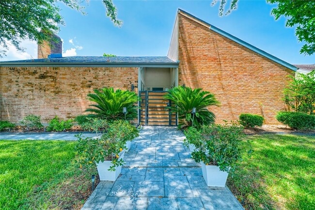 Photo - 7606 Portal Dr