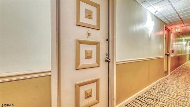 Photo - 101 S Plaza Pl