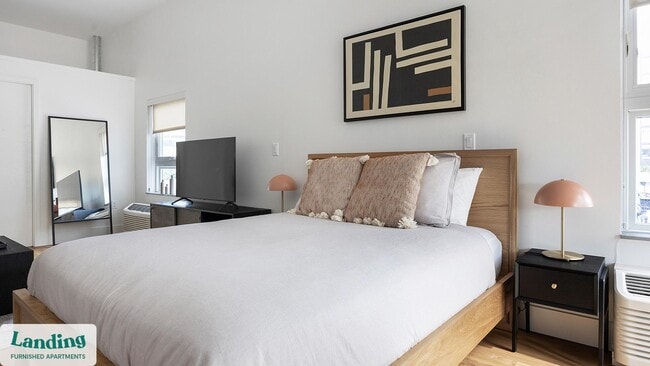 Photo - 135 Adams St Unit 211.1409856