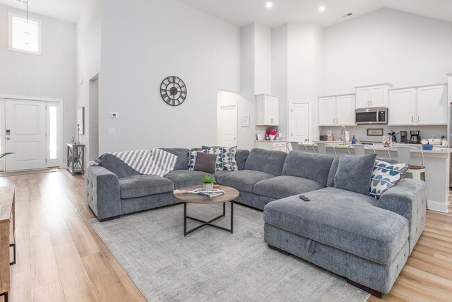 Building Photo - 279 Navigators Dr Unit ID1325029P