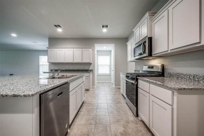 Photo - 4100 Alberta Ln