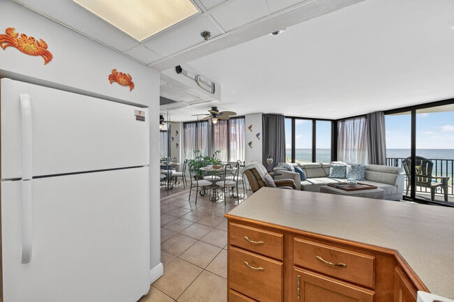 Photo - 9850 S Thomas Dr Unit ID1314567P