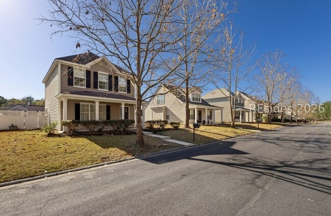 Photo - 225 University Pkwy