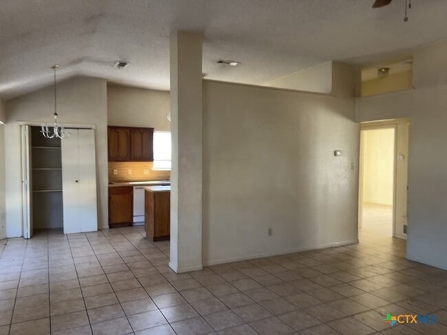 Photo - 4405 Greenlee Dr