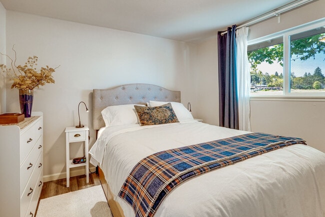 Photo - 2035 McKinley St Unit SI FL1-ID1631297P