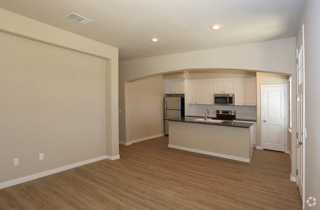 Niches and Arches - Salt Creek