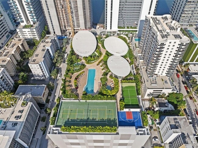 Photo - 700 NE 24th St Unit 2105