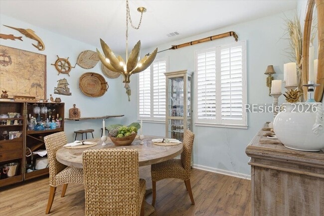 Photo - 247 Tropics Ave