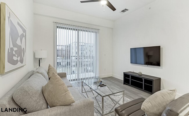 Photo - 650 E Sycamore St Unit 3206