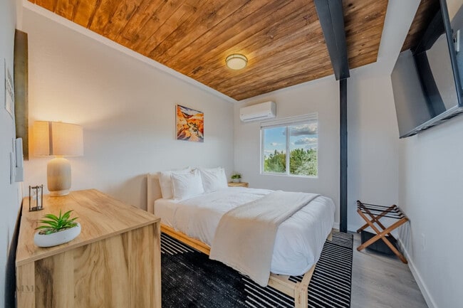 Photo - 736 W Rider Dr Unit SI ID1249898P