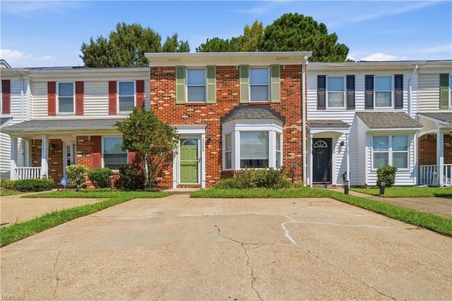Building Photo - 5260 Settlers Park Dr