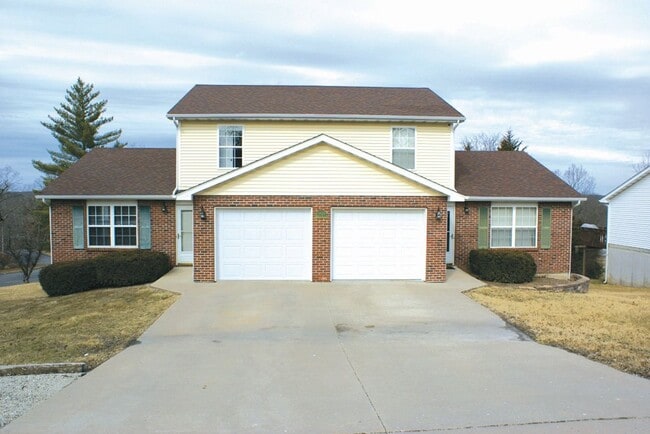 Photo - Southern Hills Town Houses and Apartments