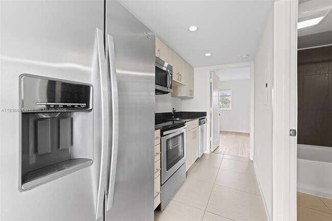 910 West Ave Unit 0331 Condo - Image 