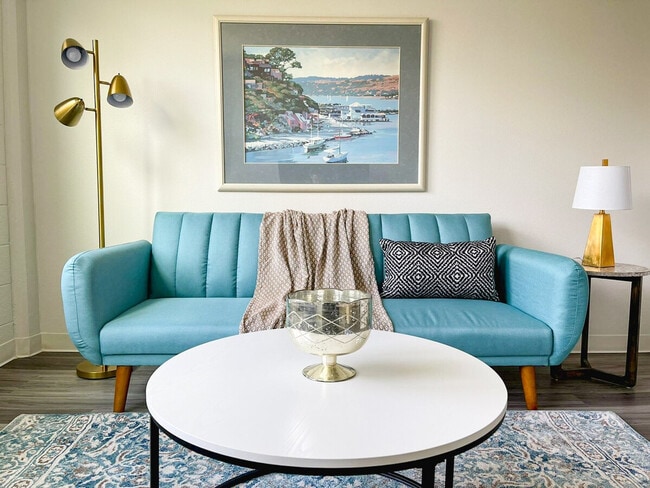 Building Photo - 2515 Burnet Ave Unit ID1036836P