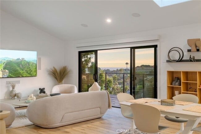 Building Photo - 34031 Mazo Dr