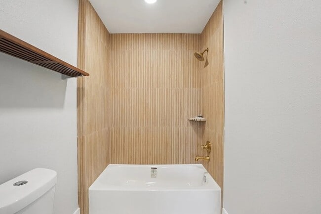 Photo - 1410 Elliott St Unit B