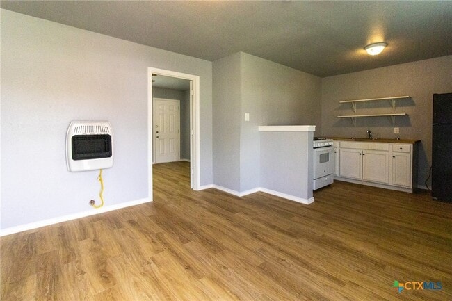 Photo - 116 W Avenue A Unit A