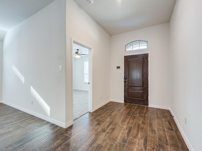 Photo - 3127 Maverick Dr
