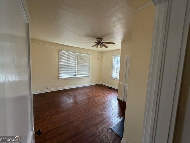Photo - 204 Royal Ave