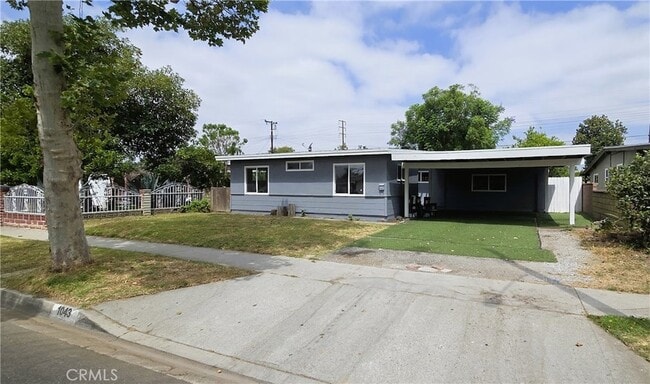 Photo - 1043 Stichman Ave